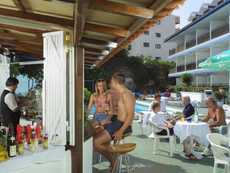 Pez Azul Apartahotel